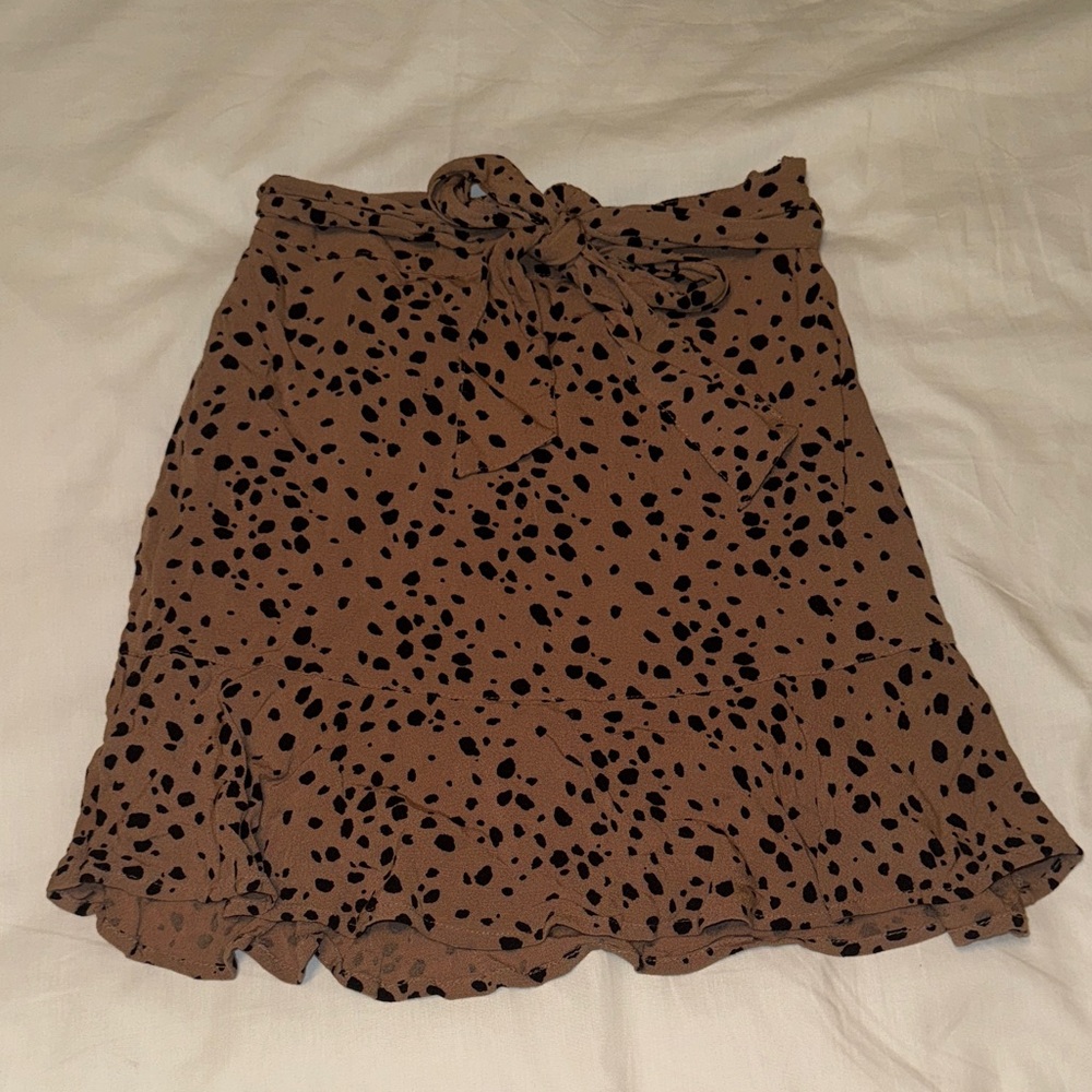 Abercrombie & Fitch Tan Skirt with Black Dots